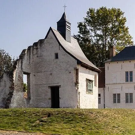 Ferme D'hougoumont ホテル